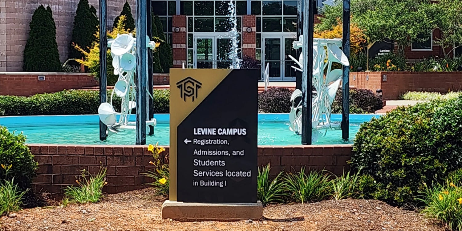 How to Design Campus Signage & Maps with Students in Mind