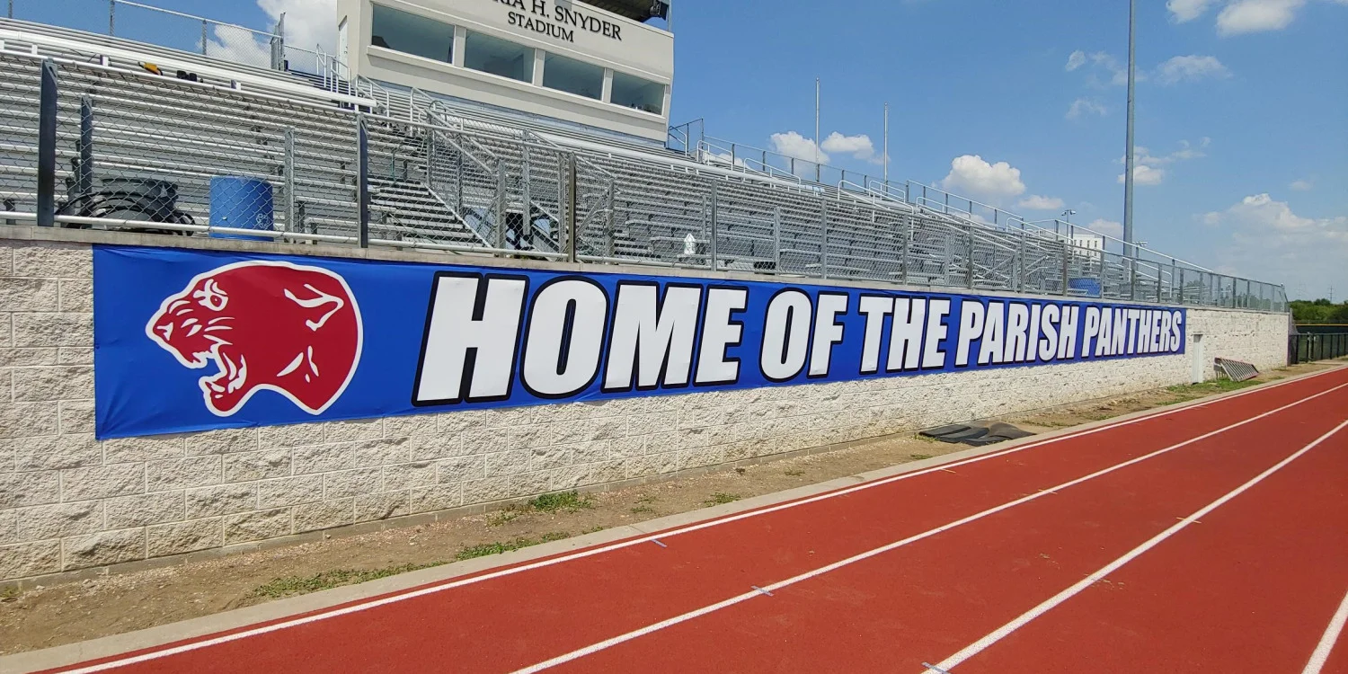 Custom Signs and Vehicle Lettering in North Dallas