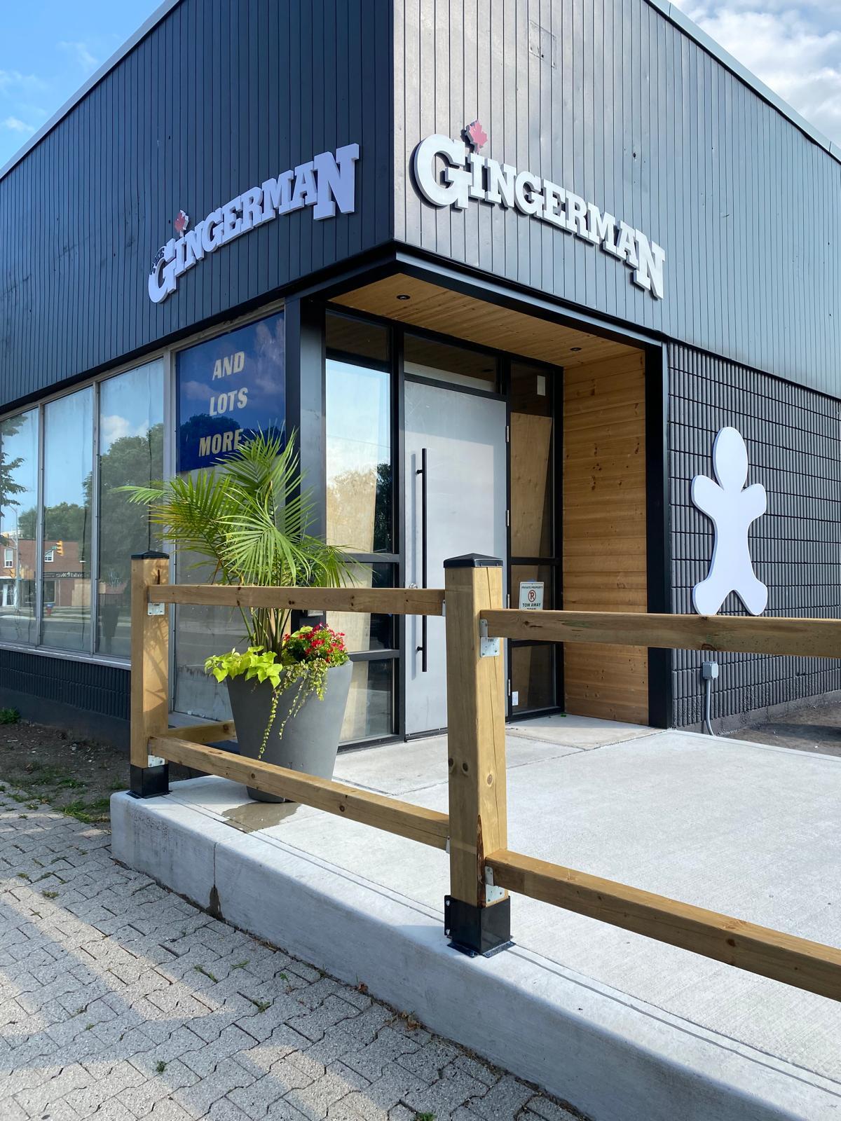 Fresh Outdoor Signs for The Gingerman Social Eatery in Oakville, ON