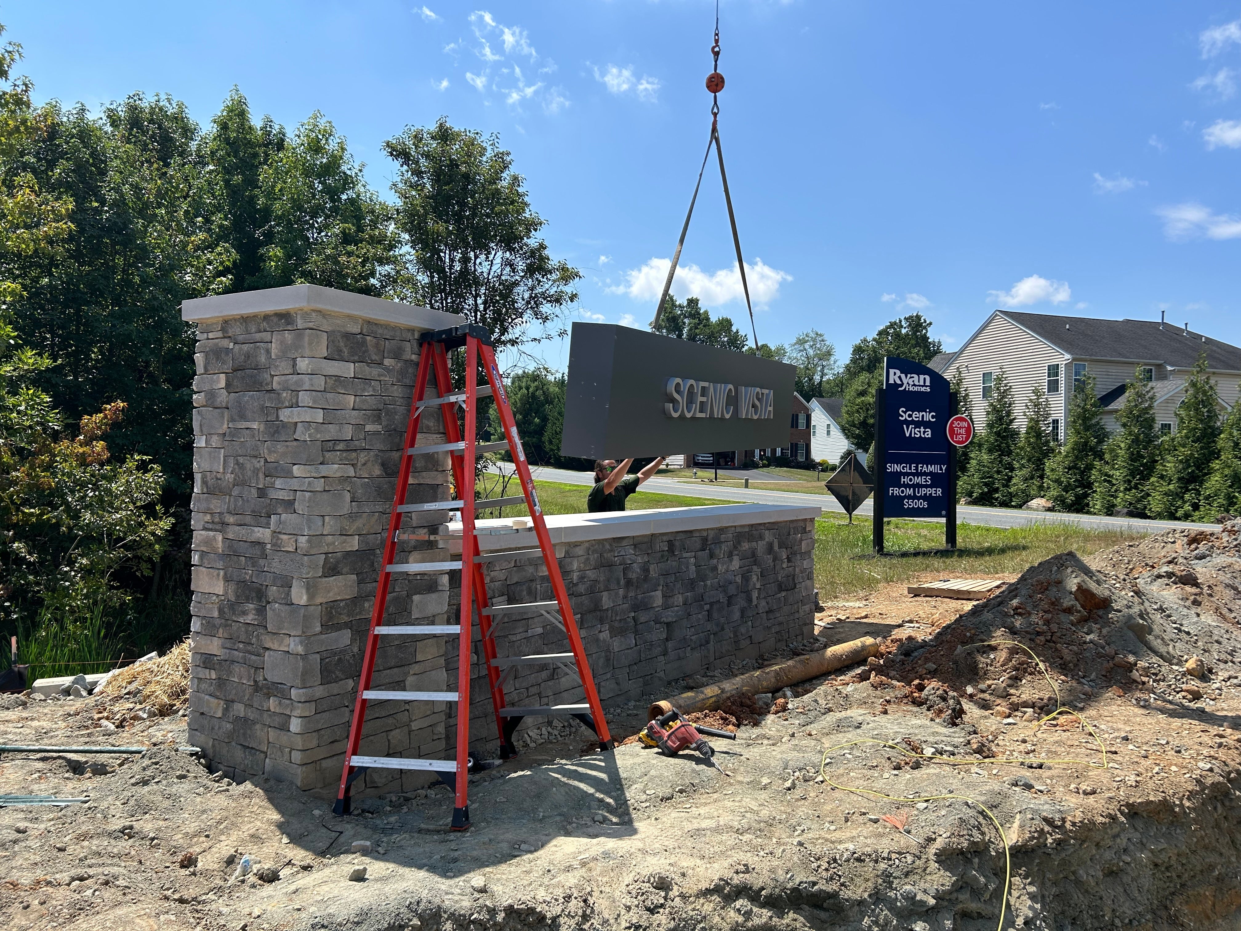 Scenic Vista Non-Illuminated Aluminum Cabinet Installation