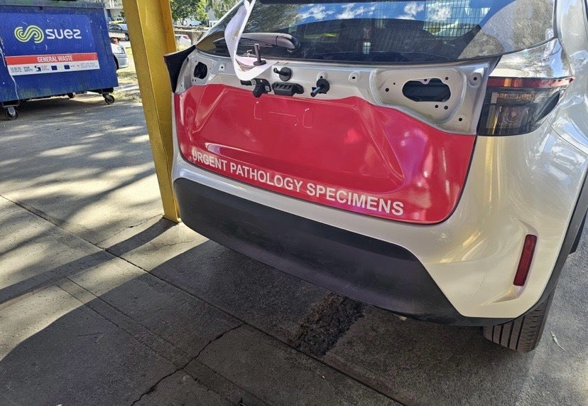Choose Signarama Mt Gravatt for all your sign writing needs