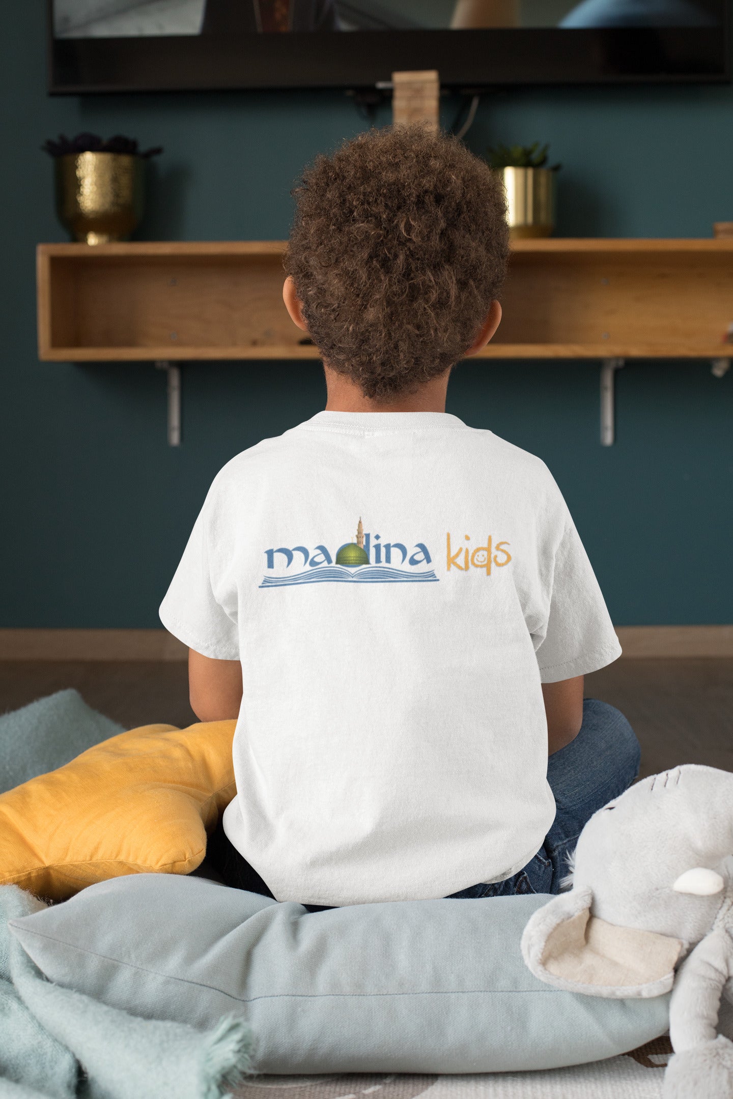 Madina Institute's Kids Program Apparel: New Look for Young Learners!