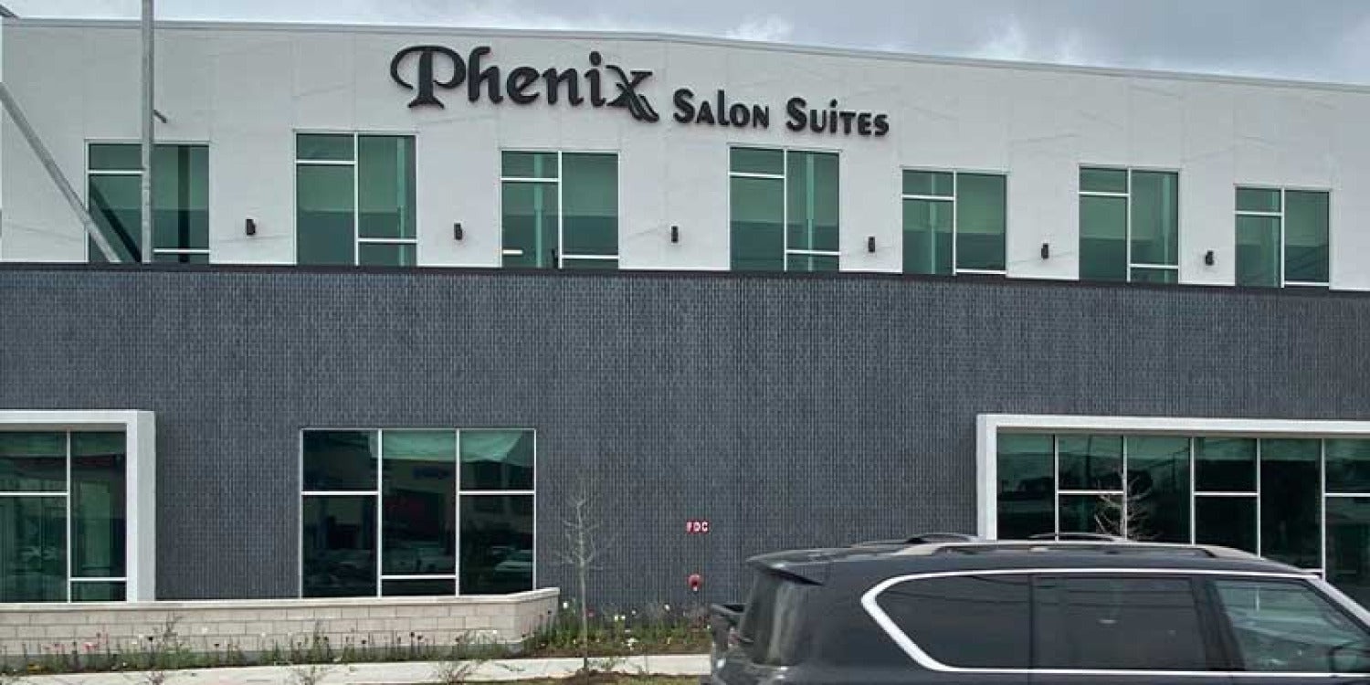 Phenix Salon Suites Soars to New Heights Thanks to Franchisee Loyalty Phenix Salon Suites Soars to New Heights Thanks to Franchisee Loyalty