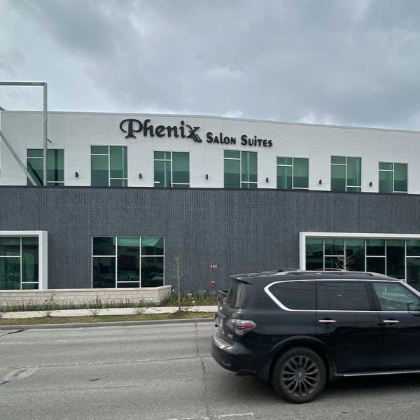 Phenix Salon Suites Soars to New Heights Thanks to Franchisee Loyalty