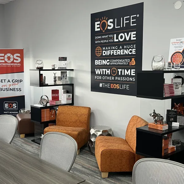 EOS Wall Graphic & Banner Stand 2