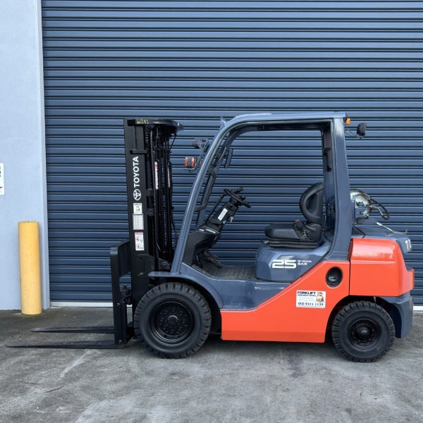 Forklift Clearance Centre - Servicing