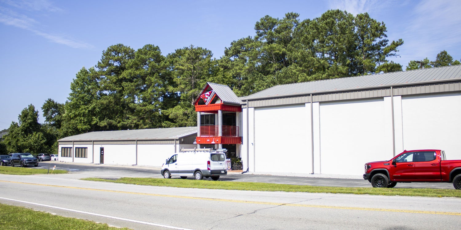 Building & Commercial Signs