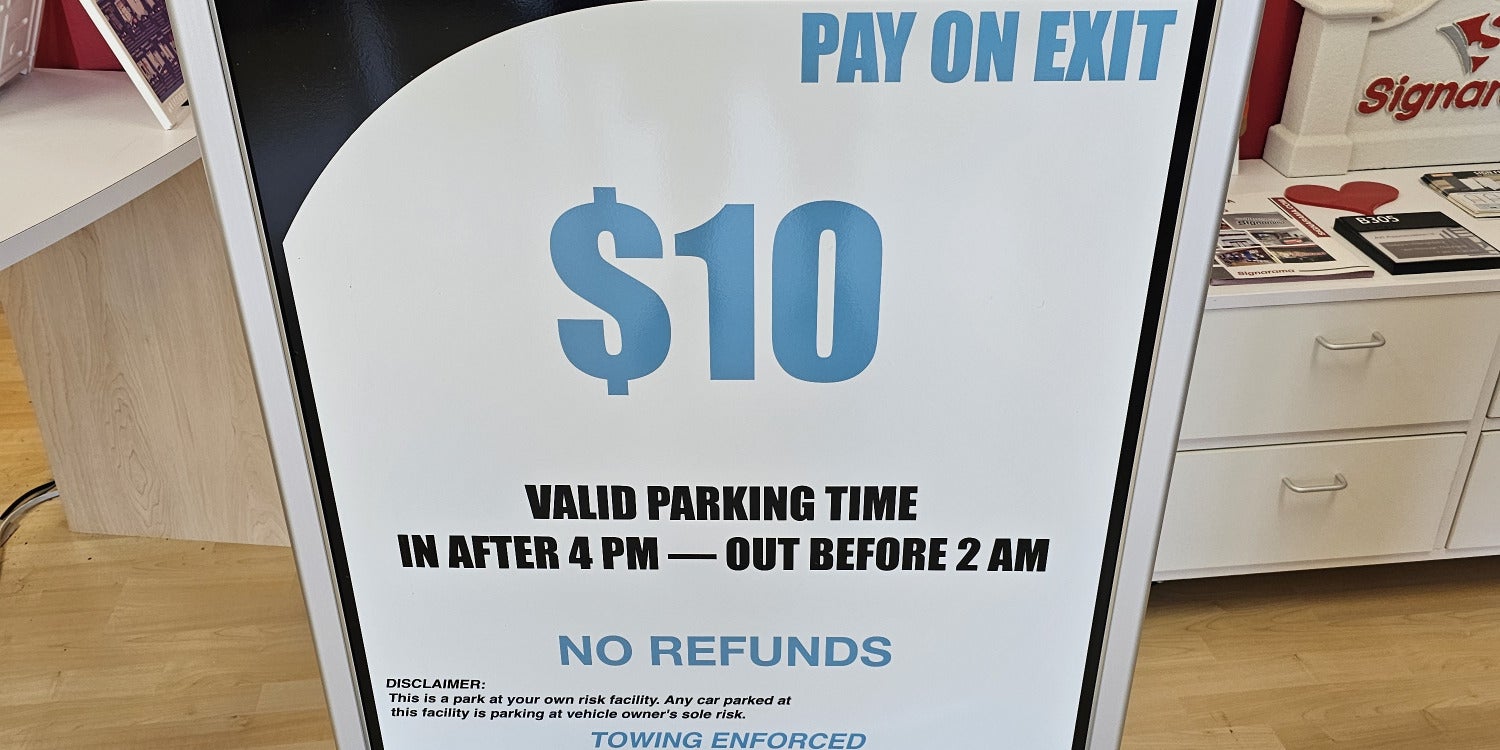 Freestanding & Standalone Signs