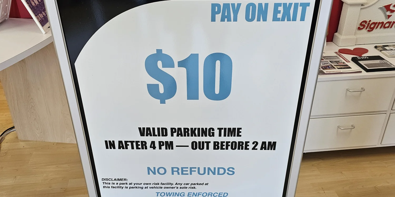 Freestanding & Standalone Signs