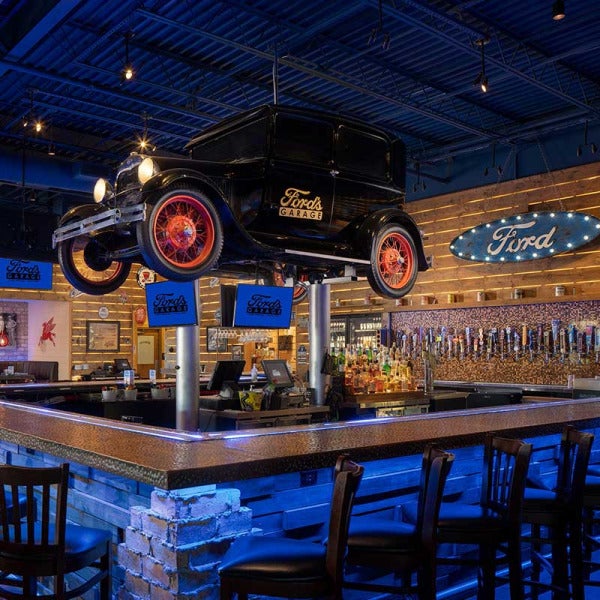 Billy Downs Named President of Ford's Garage: Seasoned Restaurant Veteran Takes the Wheel of Iconic Eatery Billy Downs Named President of Ford's Garage: Seasoned Restaurant Veteran Takes the Wheel of Iconic Eatery