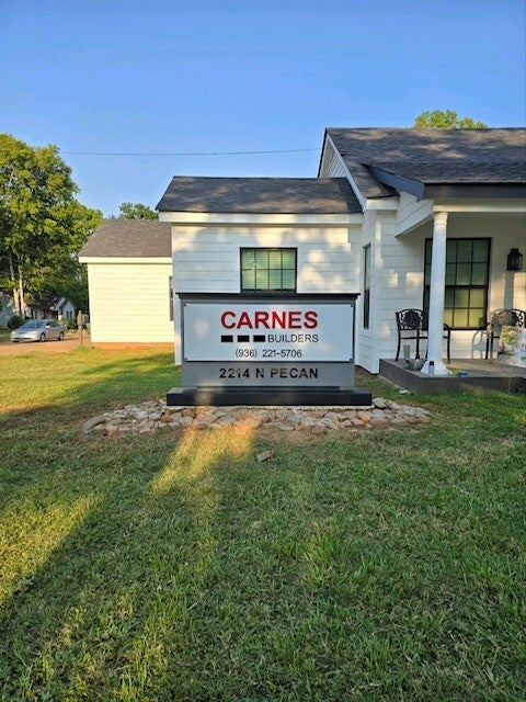 Custom Monument Signs