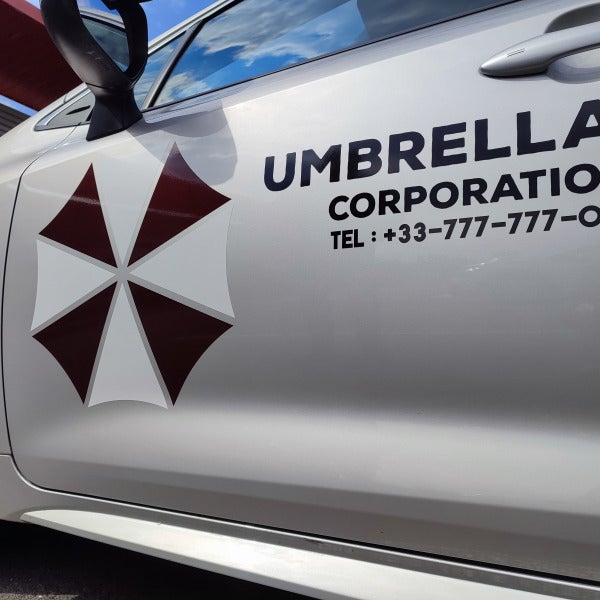 Adhésif véhicule pour Umbrella Corporation par Signarama Reims