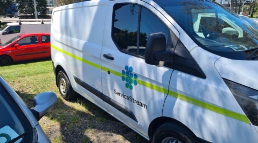 No Vehicle is too big or small for Signarama Mt Gravatt!
