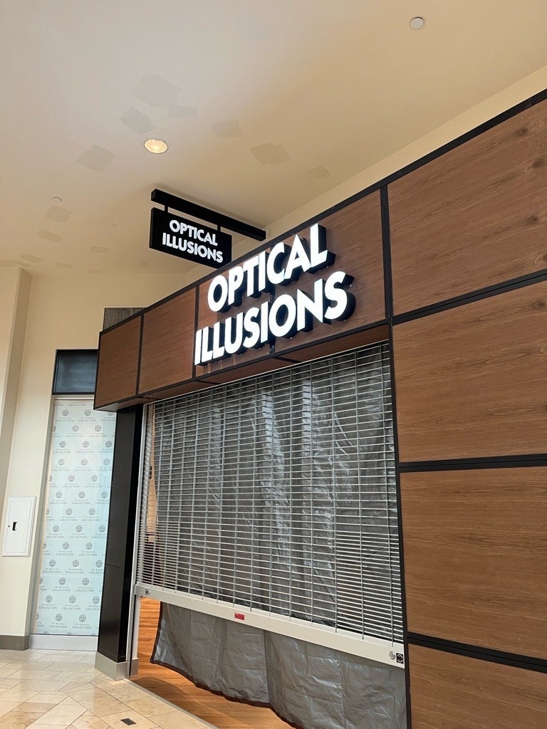 Custom Channel Letters Retail Storefront Sign - Bellevue Square, Bellevue, WA