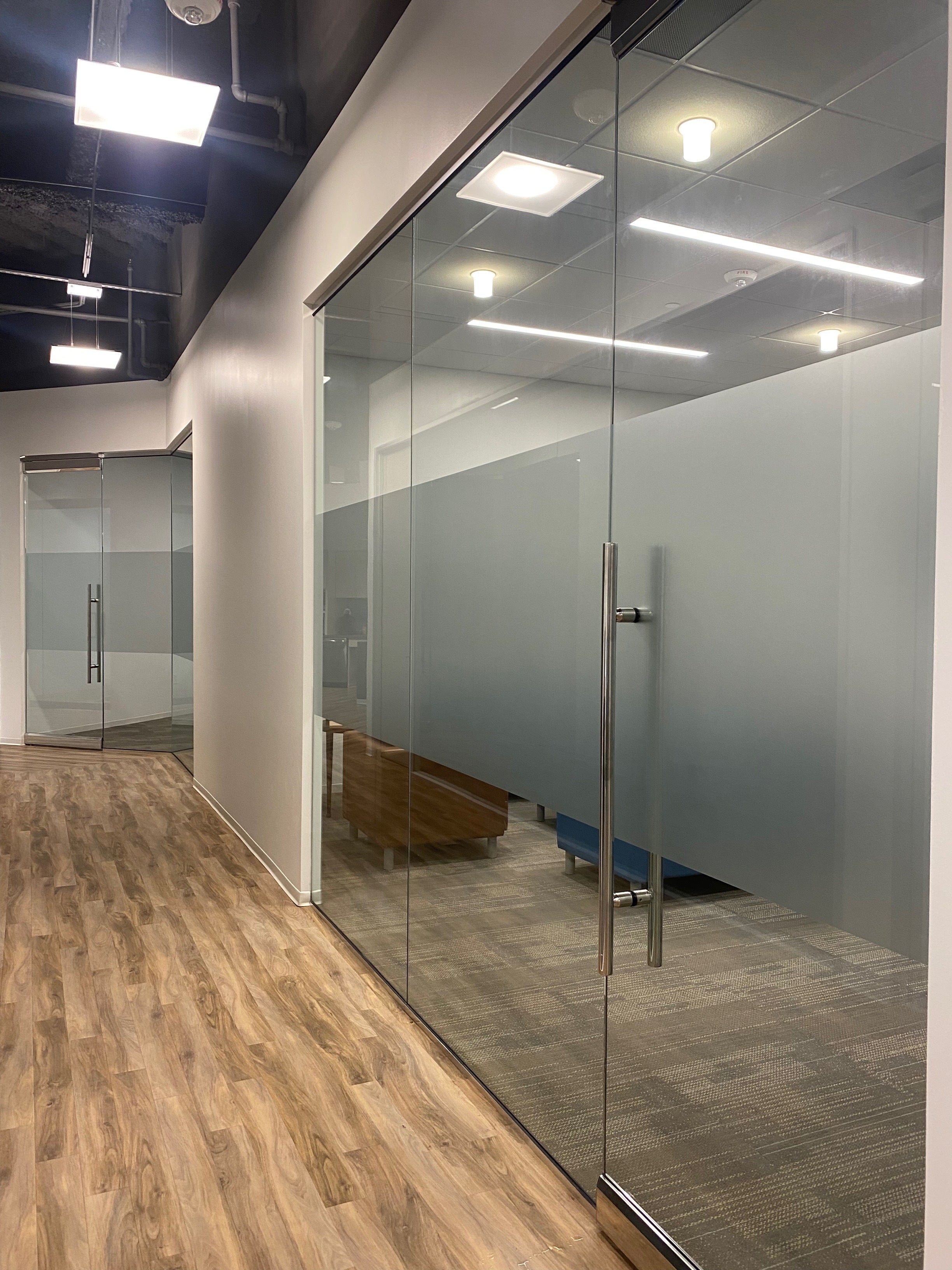 Super Cool Frosted Window Designs