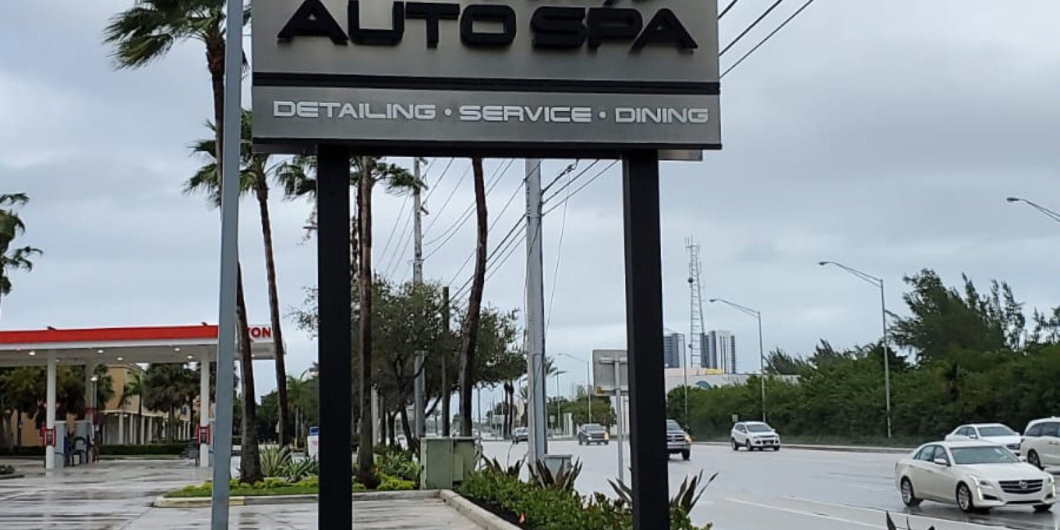 Digital Signs & Displays