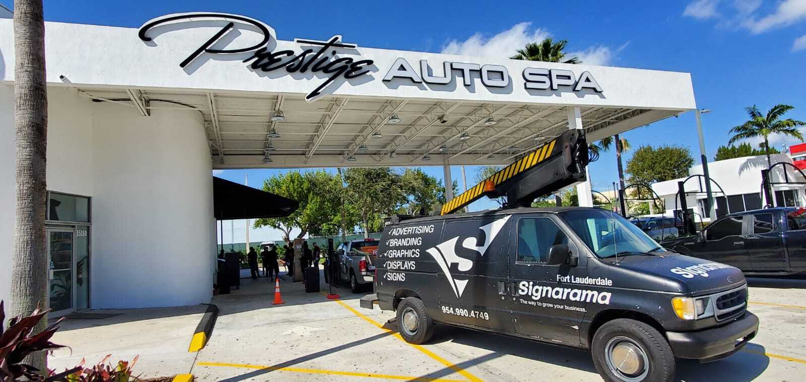 Building & Commercial Signs