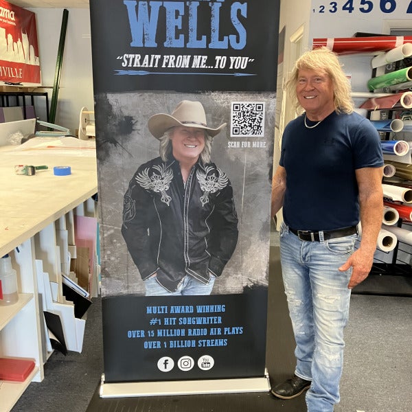 Retractable Banner Stands