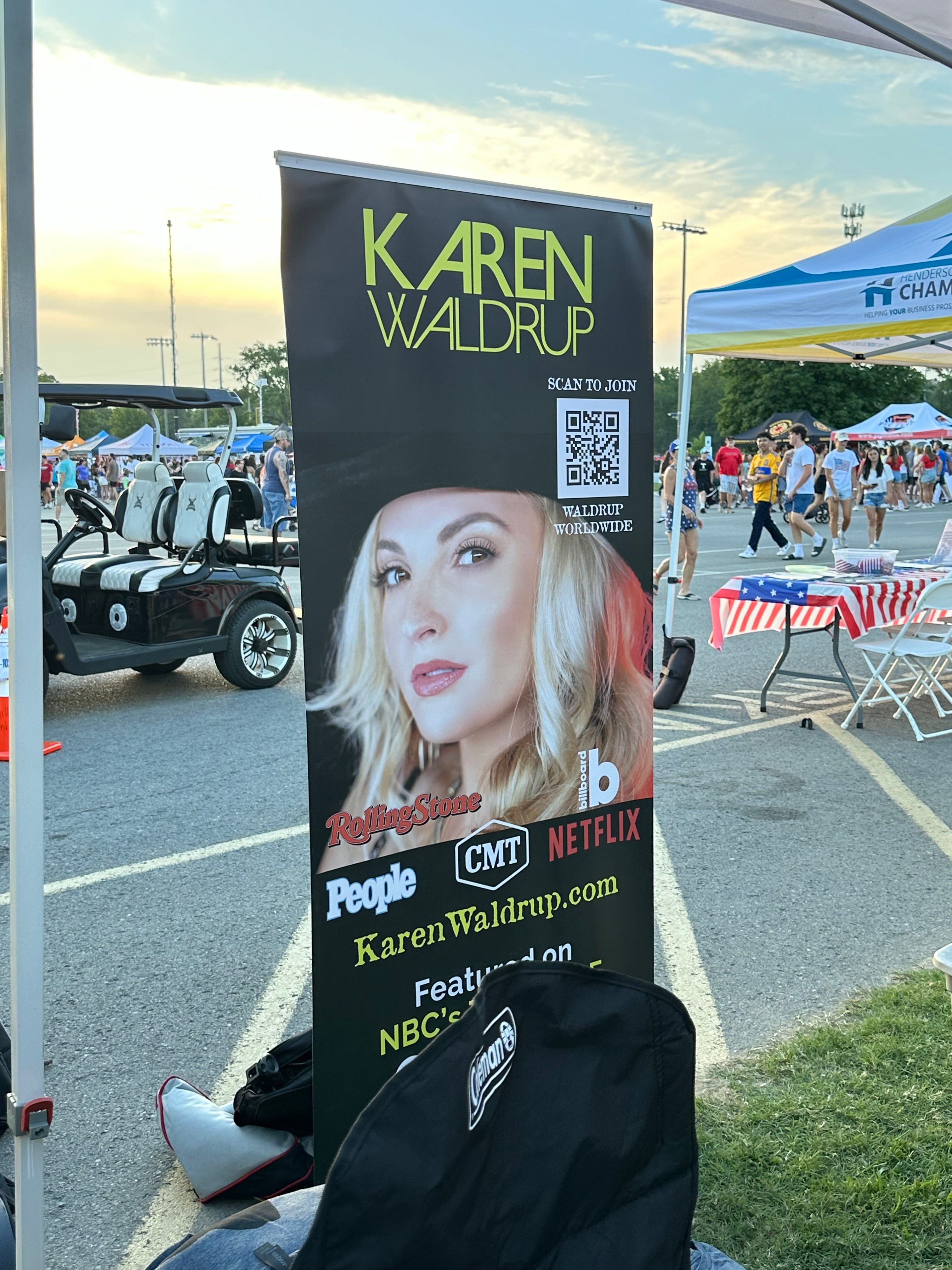 Retractable Banner Stands