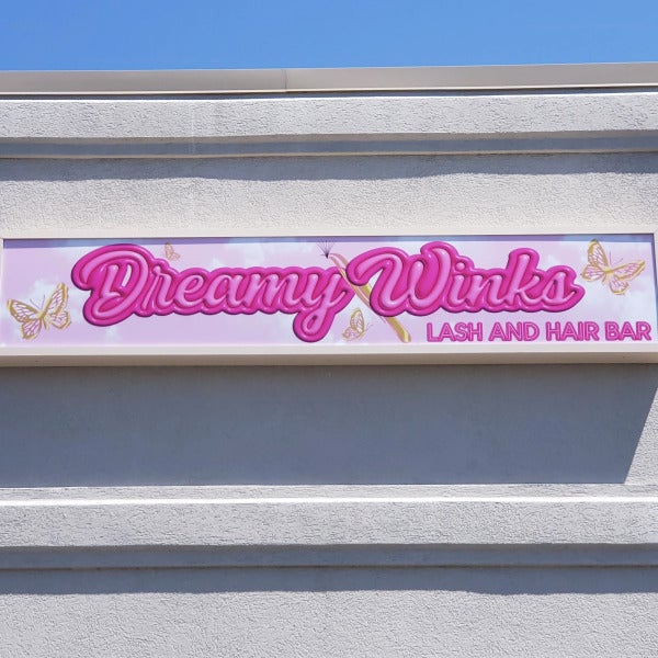Dreamy Winks New Sign