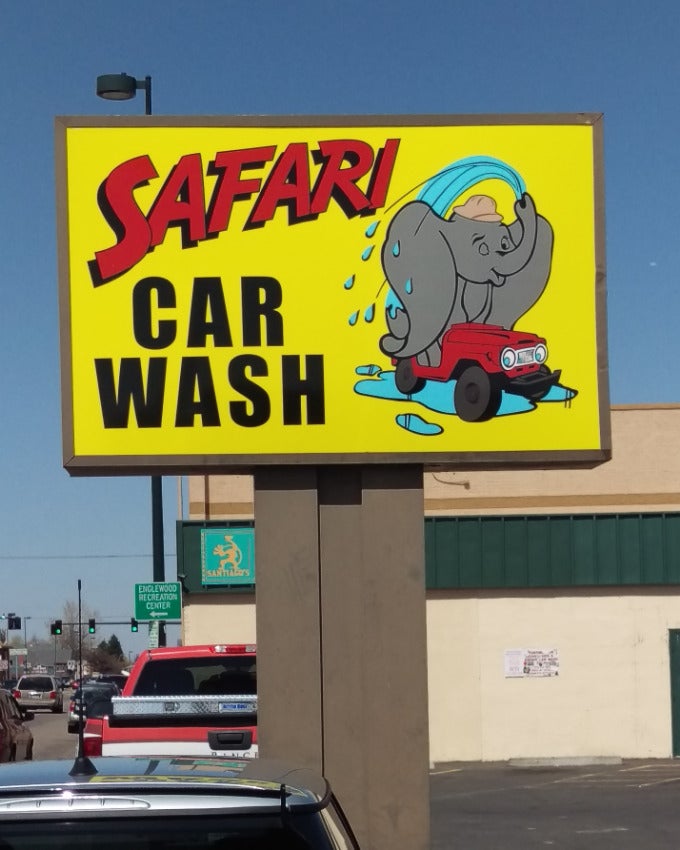 SAFARI CAR WASH - EYE-CATCHING NEW PANELS!