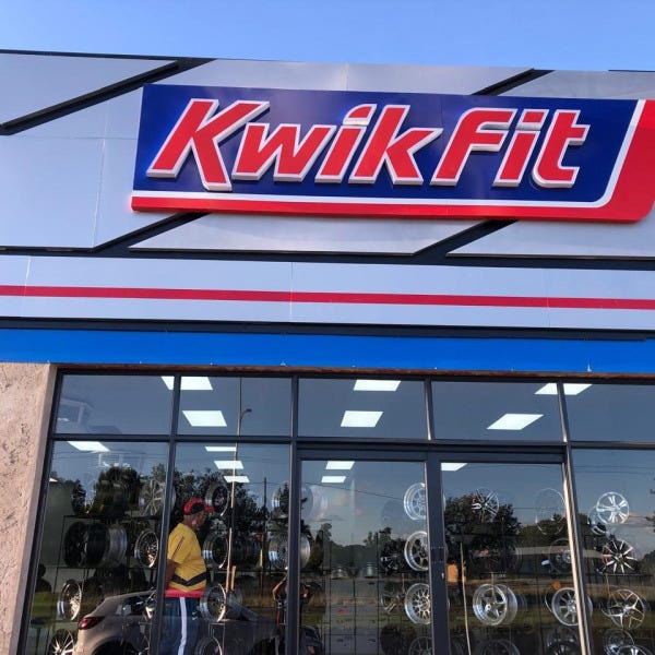 Kwif Fit signage