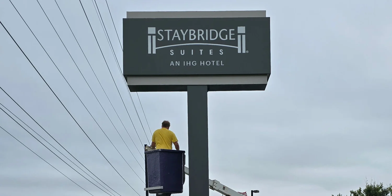 Sign Installation & Installers