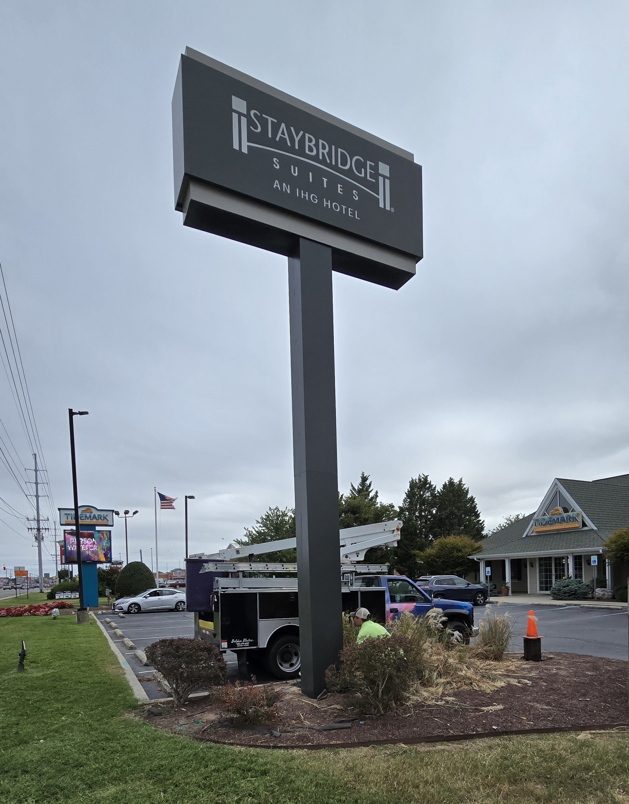 Custom Outdoor Signs for Business