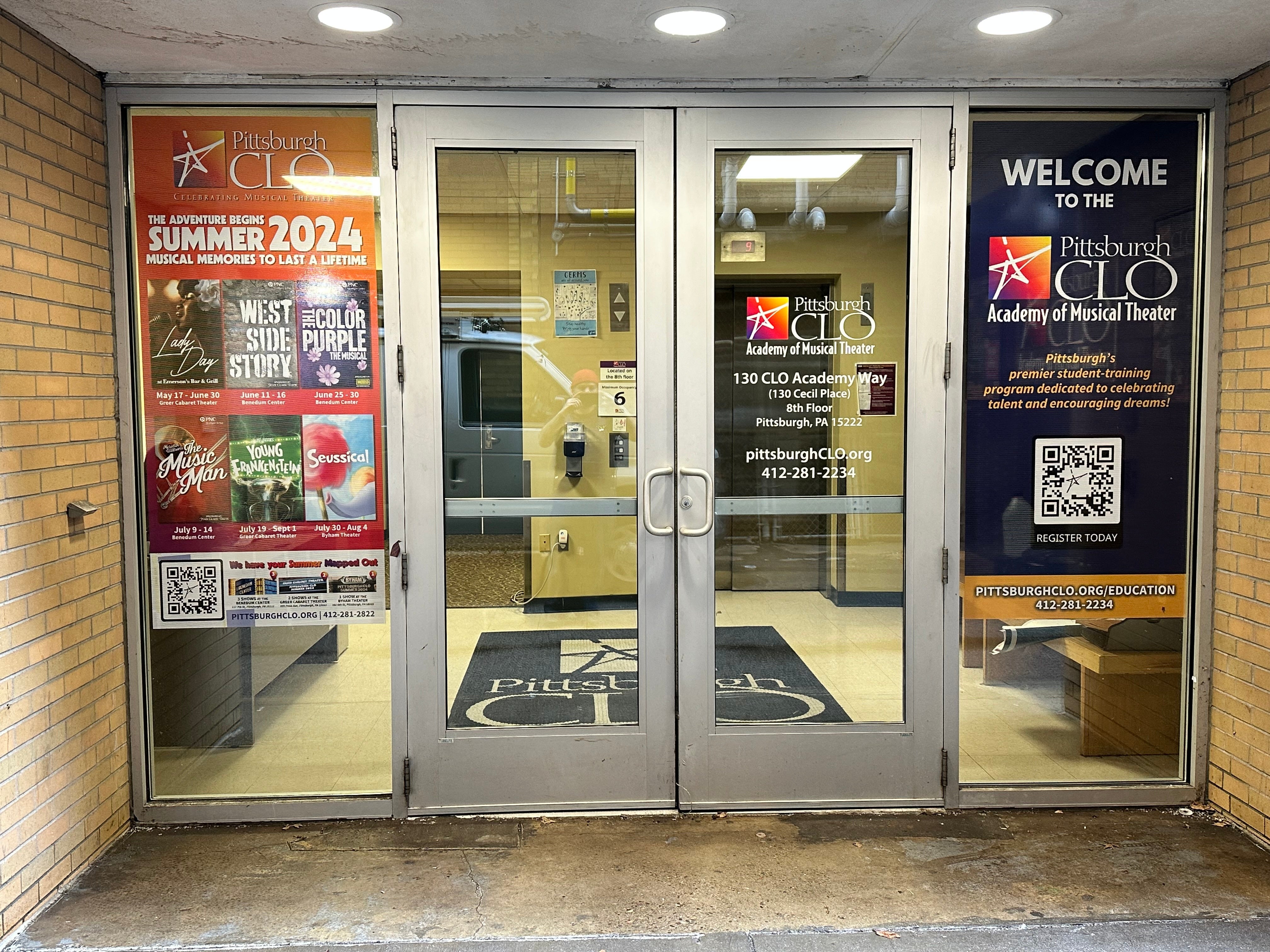 Get Ready for the Holidays with Window Graphics from Signarama Pittsburgh!