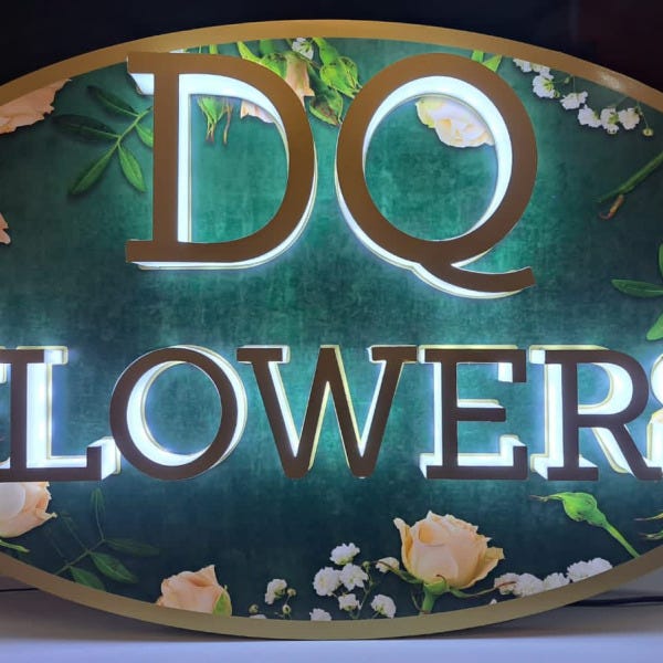 DQ Flowers Light Box