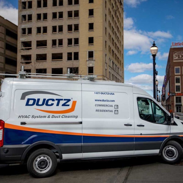 DUCTZ Revolutionizes Indoor Air Quality in White Oak, Texas with Grand Opening of New Franchise Led by Air Quality Maestro Walter Herrera
