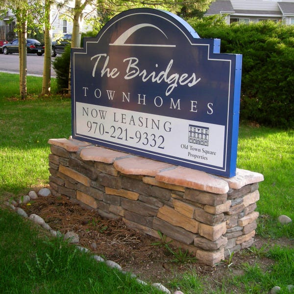 Monument-Sign-on-Brick-Base--1-