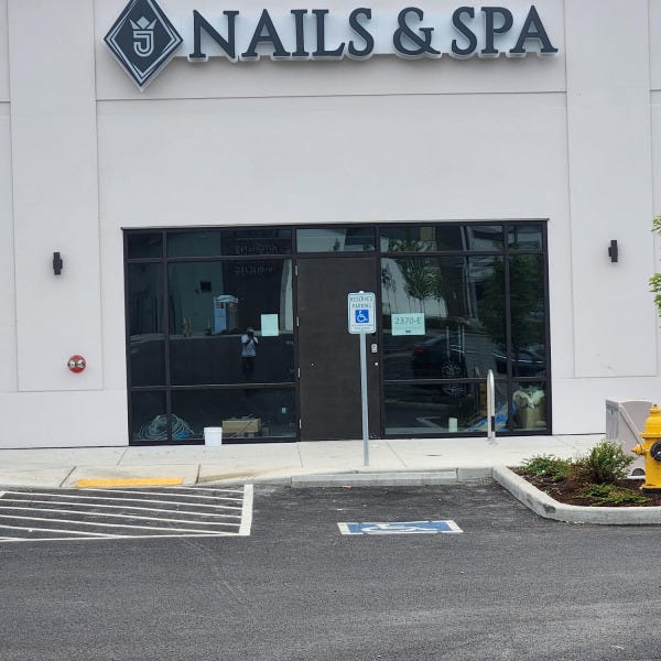 J-Nails-Close