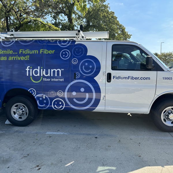 Fidium_Van_Graphics_3