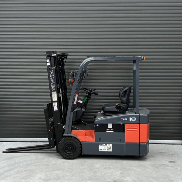 Used Toyota Electric Forklift #2057