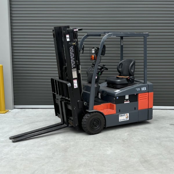 Used Toyota Electric Forklift #2057