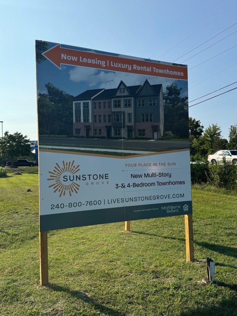 Signarama Tysons Corner Helps Sunstone Grove Transition to ‘Now Leasing’ as the Development Reaches Capacity