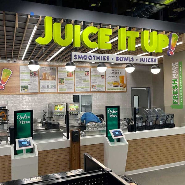 Juice It Up! Expands to Texas: Smoothie Dreams Coming True