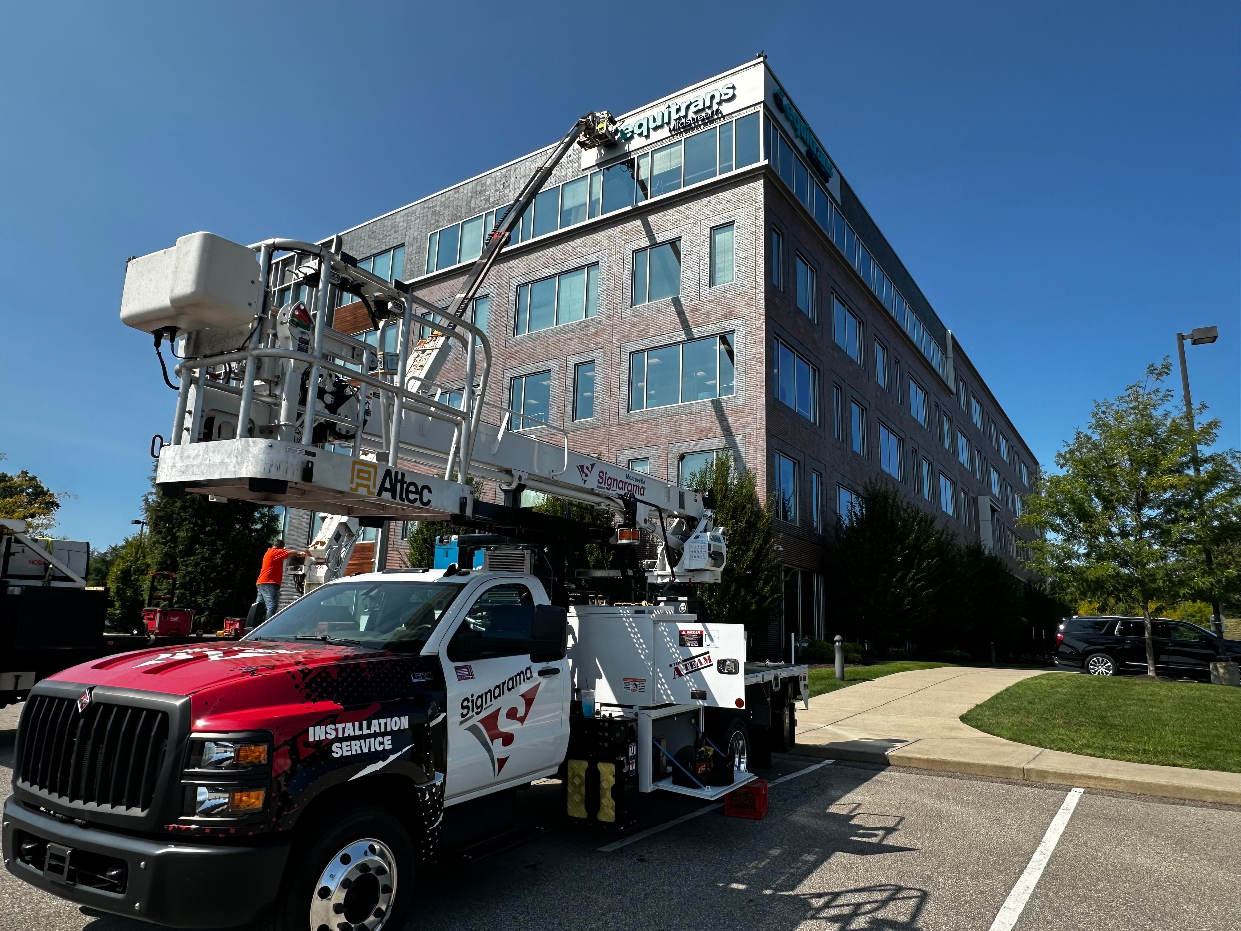 The Sign Installation Process: A Step-by-Step Guide for Businesses
