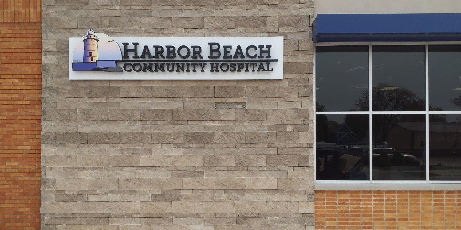 Custom Outdoor Signs for Business