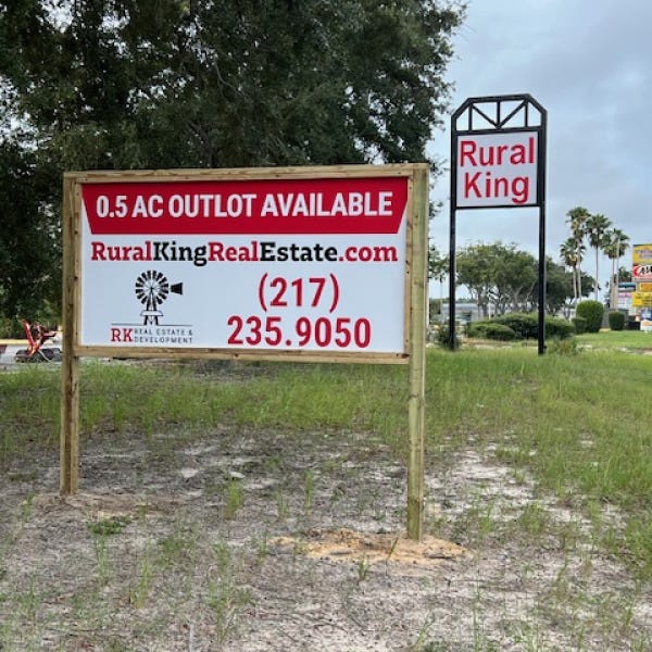 Signage in Spring Hill, FL