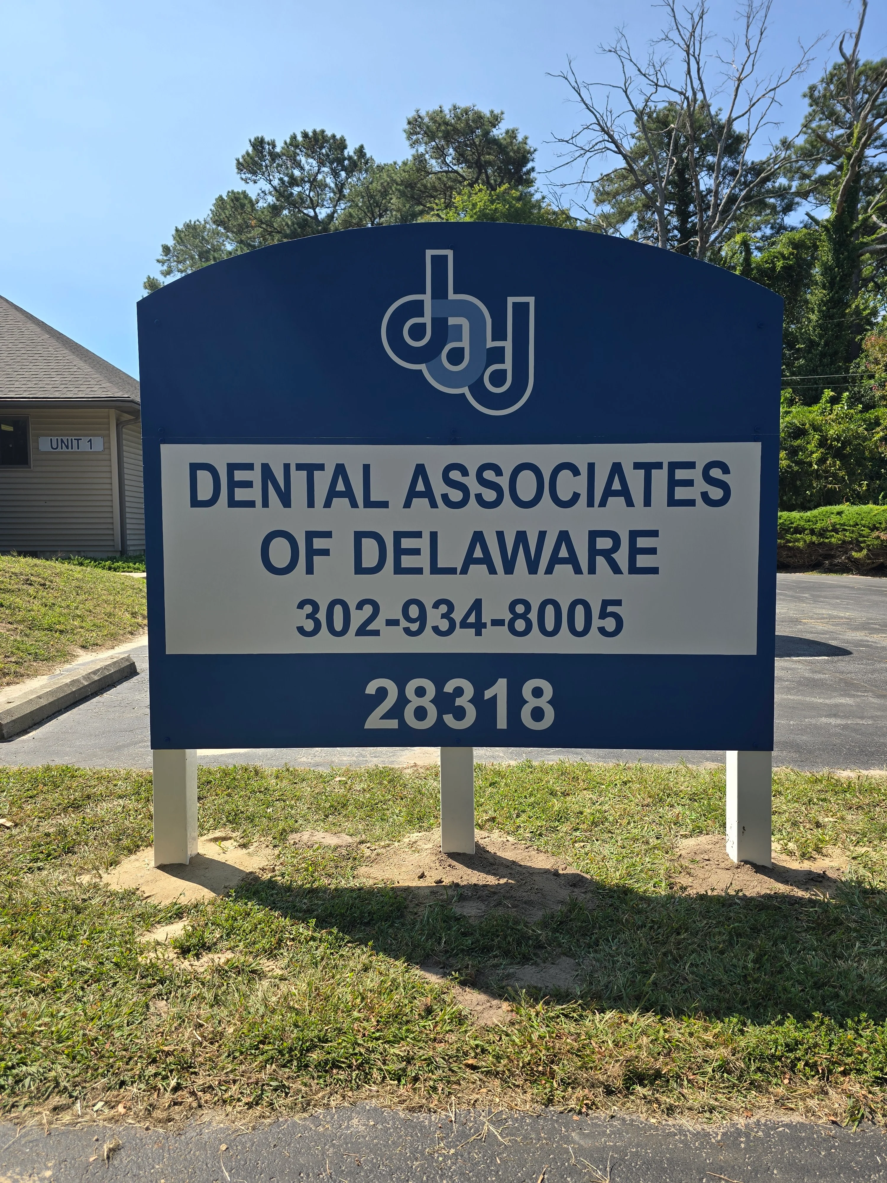 Custom Outdoor Signs for Business