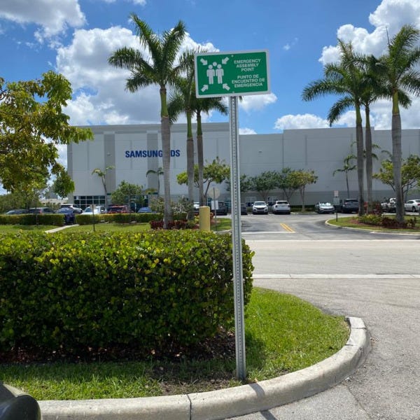 informational. traffic signs  (3)