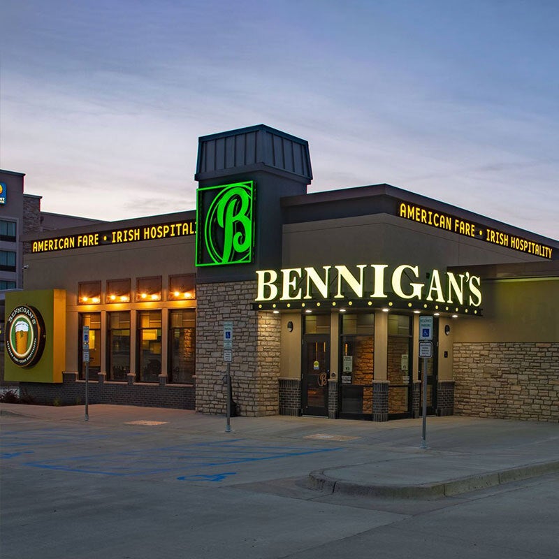Bennigan's and Steak and Ale Bring Back the Monte Cristo Day With a Twist Bennigan's and Steak and Ale Bring Back the Monte Cristo Day With a Twist
