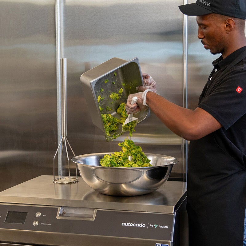 Chipotle Unveils Autocado and Augmented Makeline: The Future of Fresh, Fast, and Flavourful Dining Chipotle Unveils Autocado and Augmented Makeline: The Future of Fresh, Fast, and Flavourful Dining