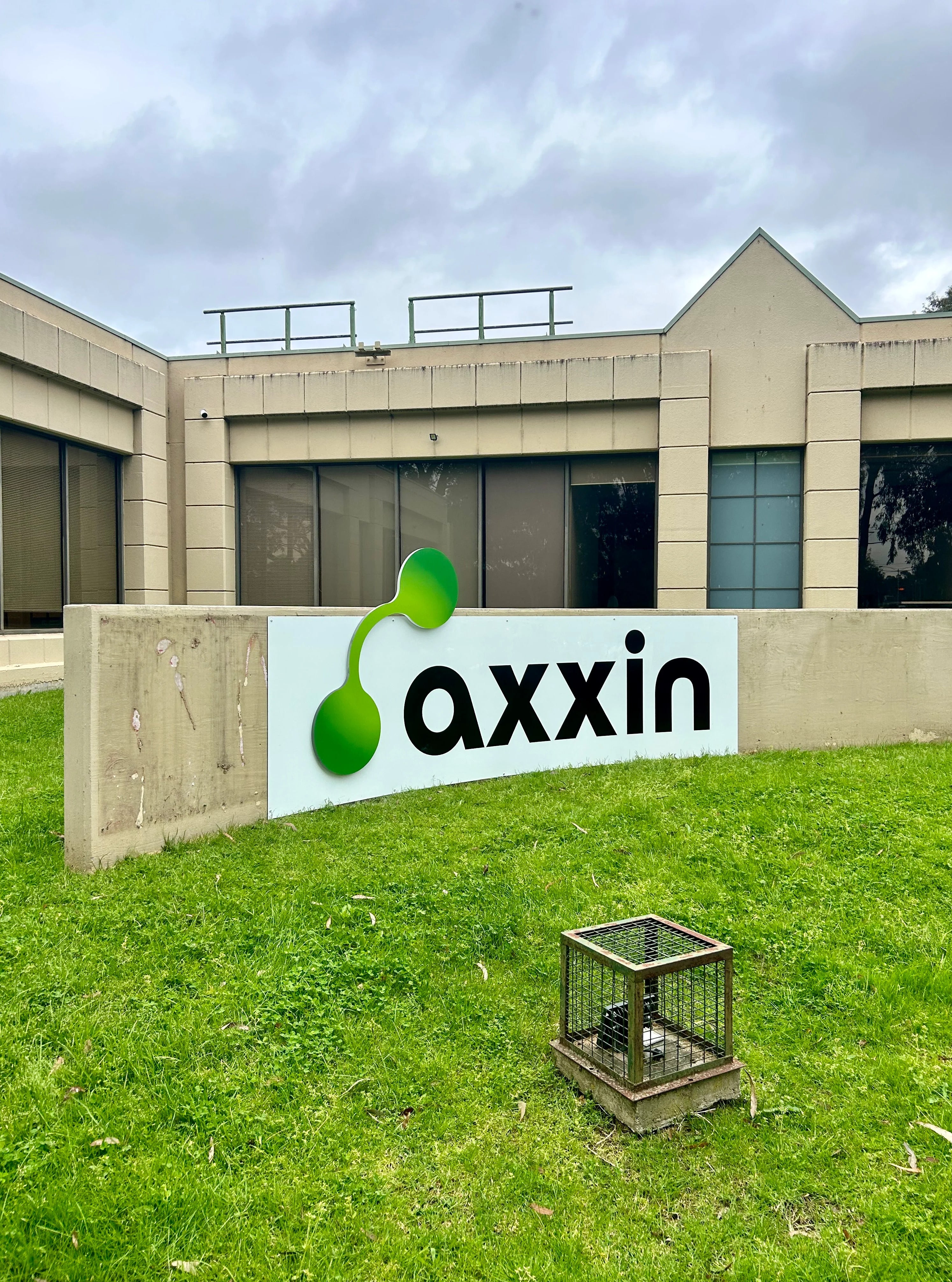 Building Signage - Axxin Pty Ltd - Eaglemont VIC