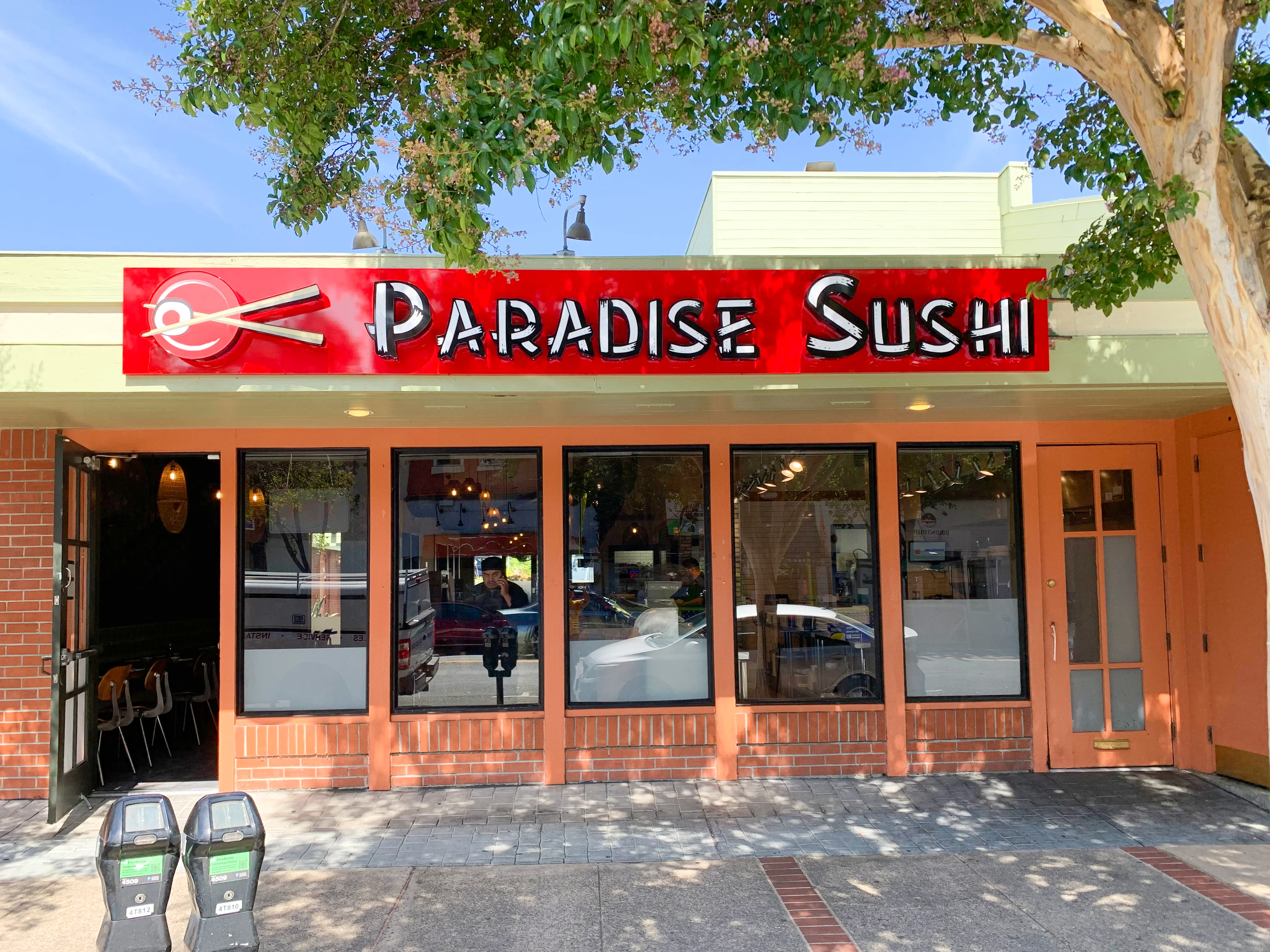 Custom Outdoor Signs for Business