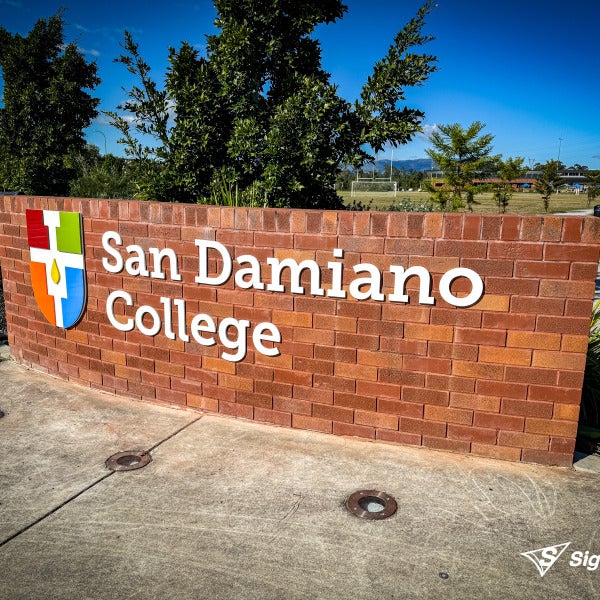 San Damiano College