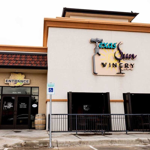 Texas Sun Winery Shines Bright: Scoops Four Top Prizes in Midland's Readers' Choice Awards