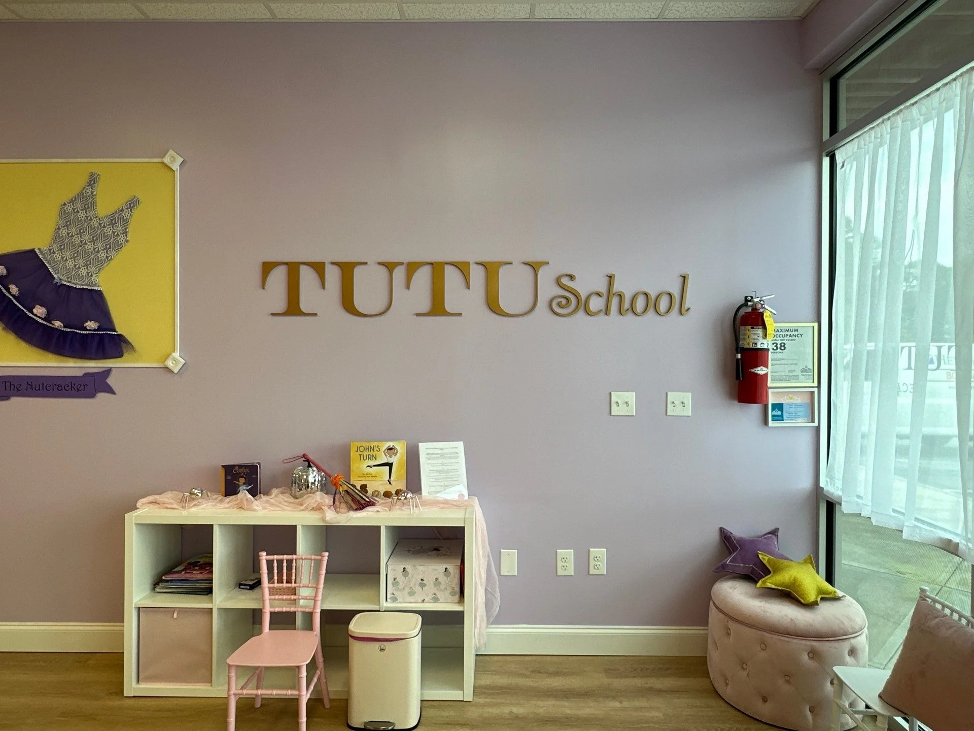 Indoor & Interior Signs & Banners